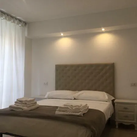 Graffiti In Barbagia Couette-café