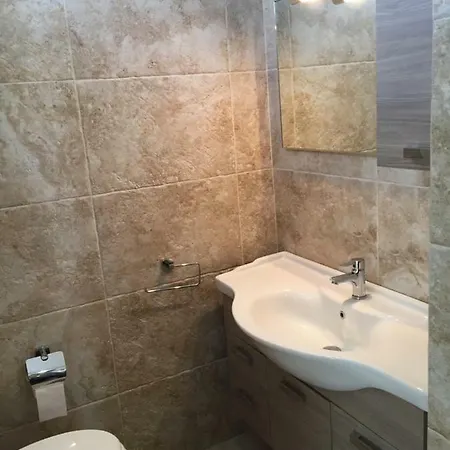 Alojamento de Acomodação e Pequeno-almoço Graffiti In Barbagia Nuoro (Sardinia)