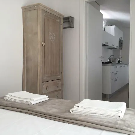 B&B Graffiti In Barbagia 누오로